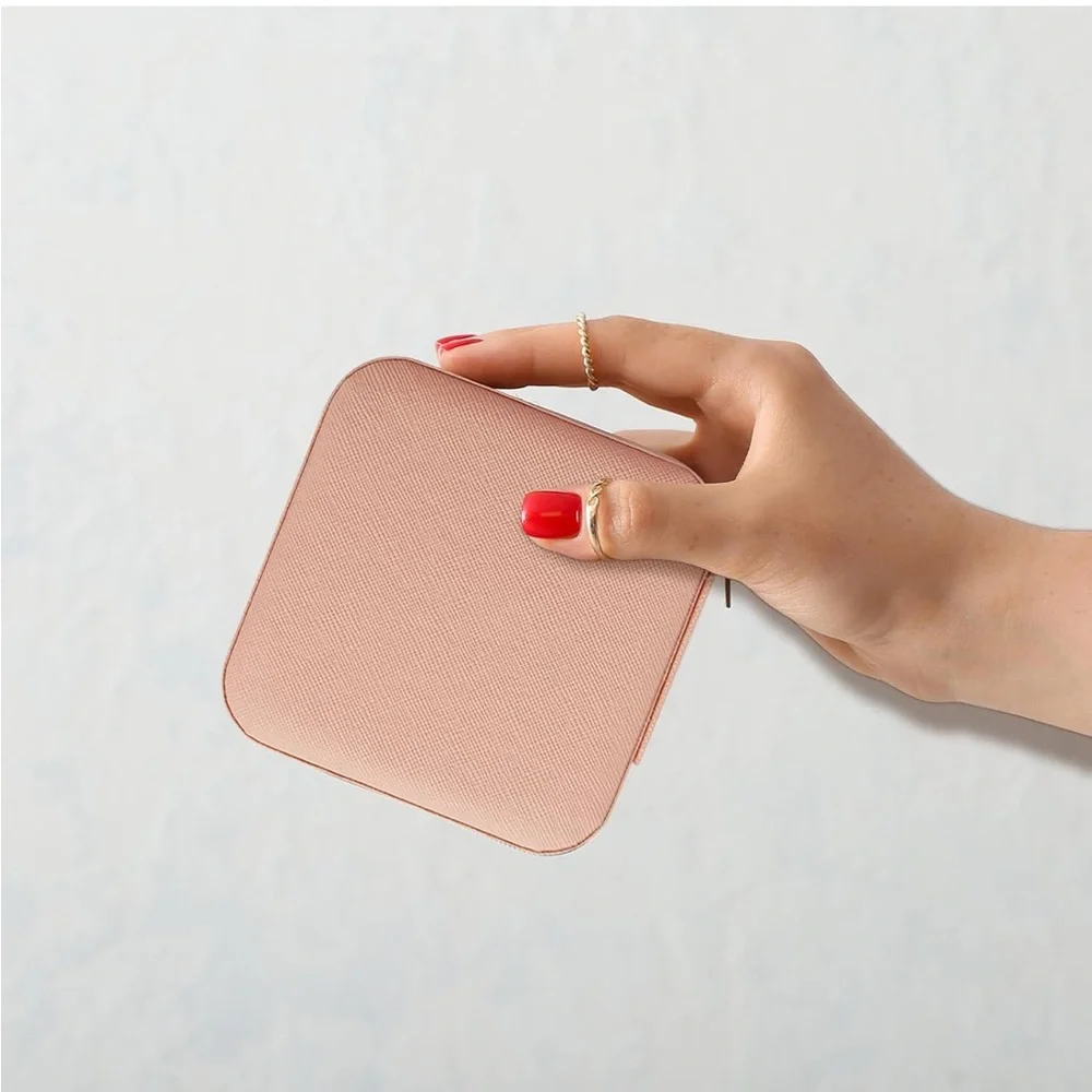 Mini Pink Jewelry Box - Picture 4 of 5